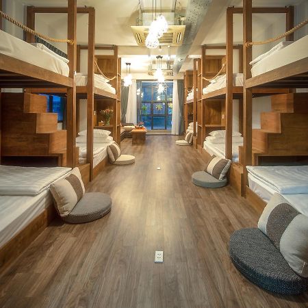 Della Boutique Hotel Хошимін Екстер'єр фото