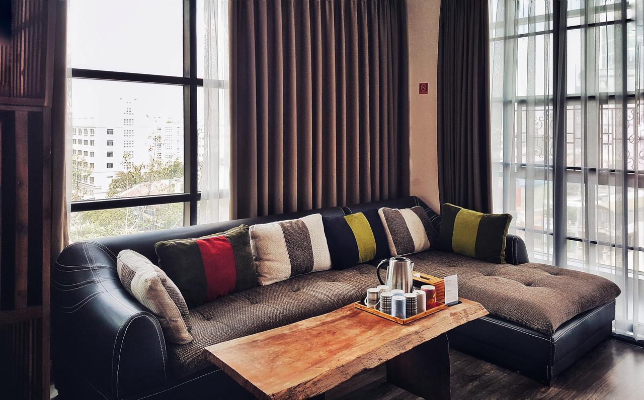 Della Boutique Hotel Хошимін Екстер'єр фото